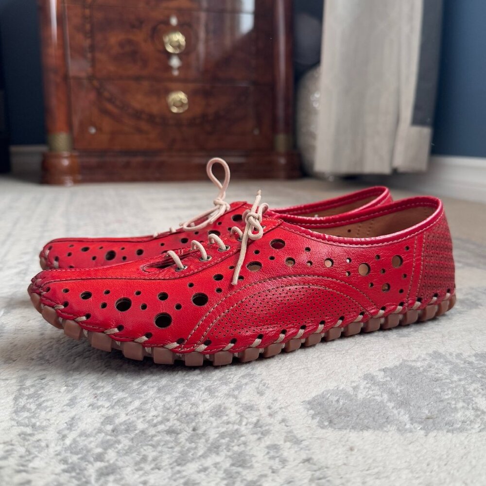 Volks Walkers Red Perforated Leather Running Shoes - Picture 4 of 8